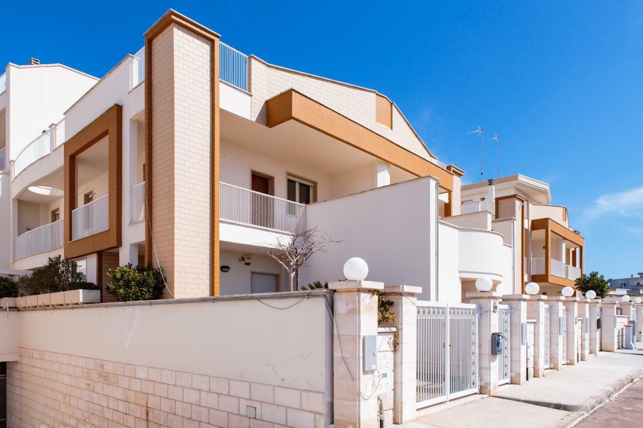 Vila Complesso Casamica Parabita Exteriér fotografie